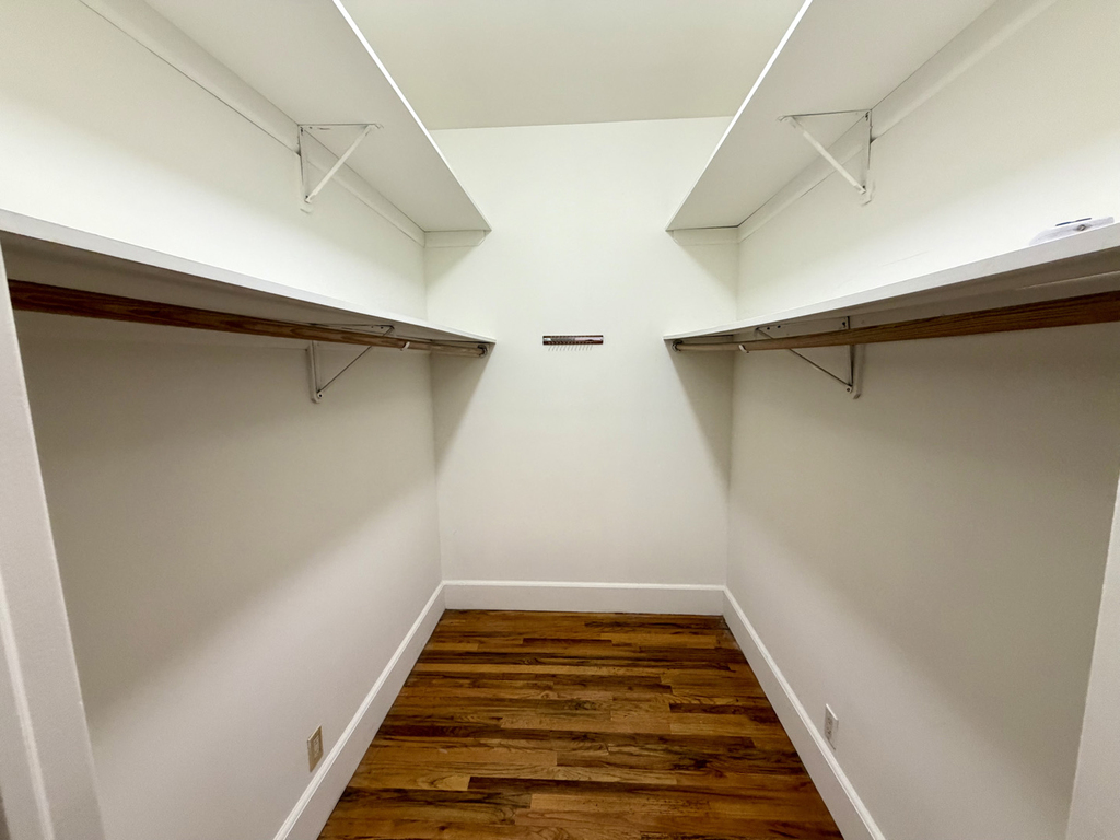 113 East 31st Street - Photo 5