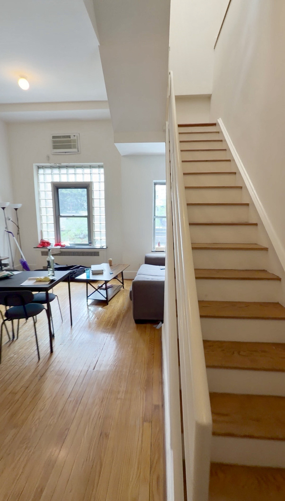 113 East 31st Street - Photo 0