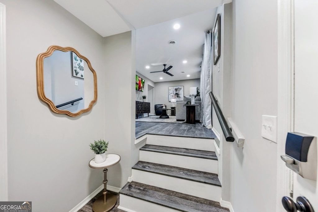 3715 Clearwater Drive - Photo 4
