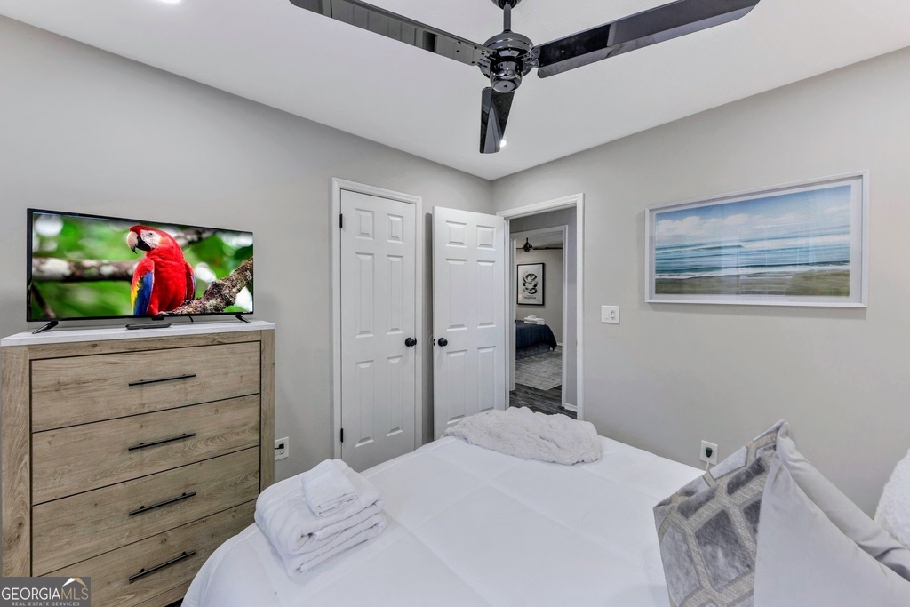 3715 Clearwater Drive - Photo 6