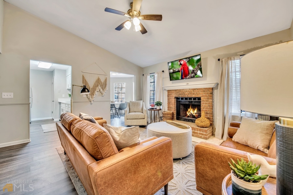 997 Brandon Hill Way - Photo 6