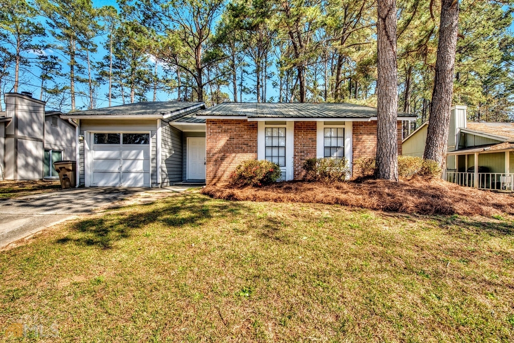 997 Brandon Hill Way - Photo 1