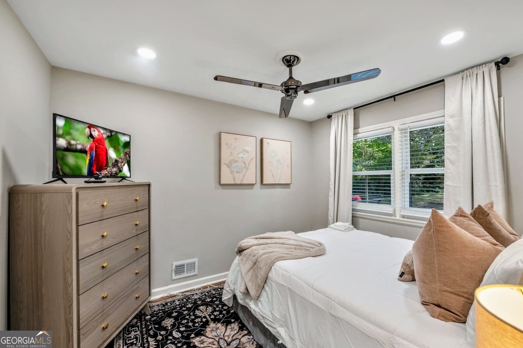 1131 Stoneybrook Road - Photo 20