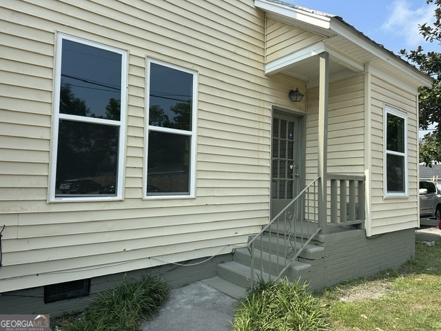 102 West Inman - Photo 0