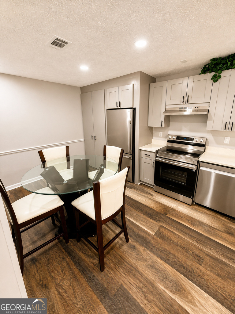 1116 Summer Brook Road - Photo 8