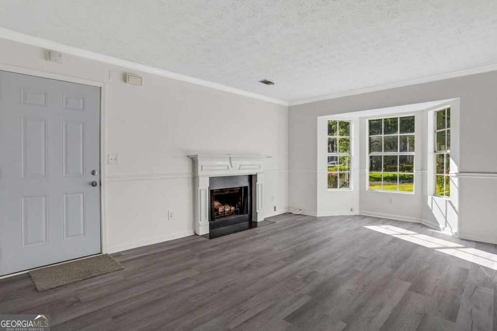 6308 E Windsor Lane - Photo 2