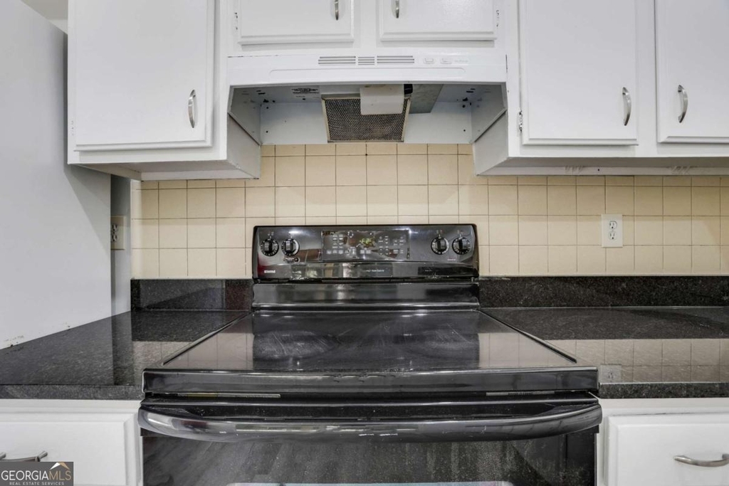 6308 E Windsor Lane - Photo 10
