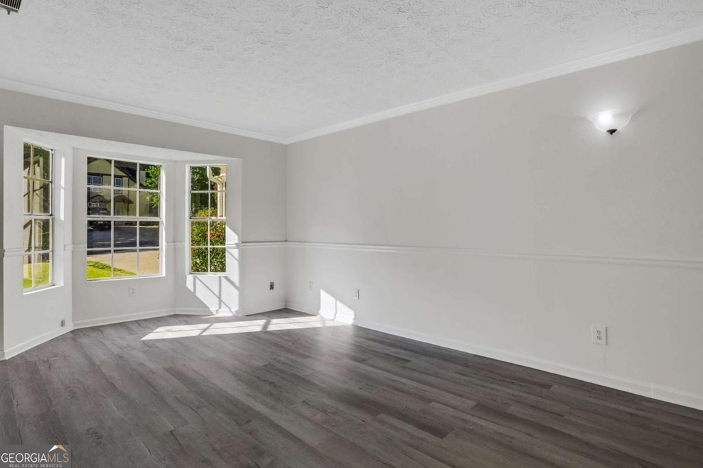 6308 E Windsor Lane - Photo 1
