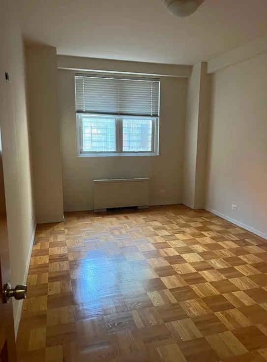 401 East 81st Street - Photo 3