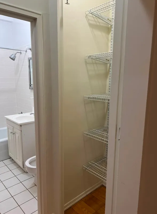 401 East 81st Street - Photo 4