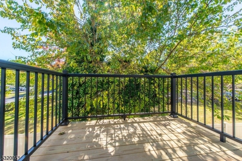 6 Elm St - Photo 13
