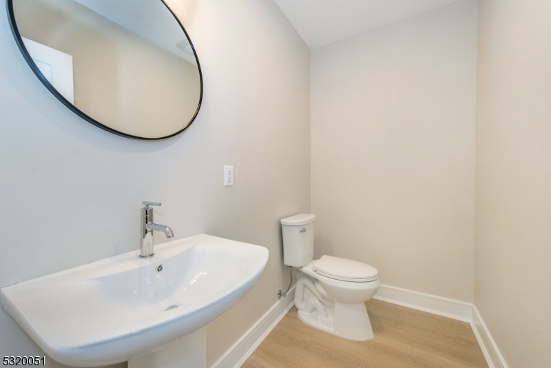 6 Elm St - Photo 12