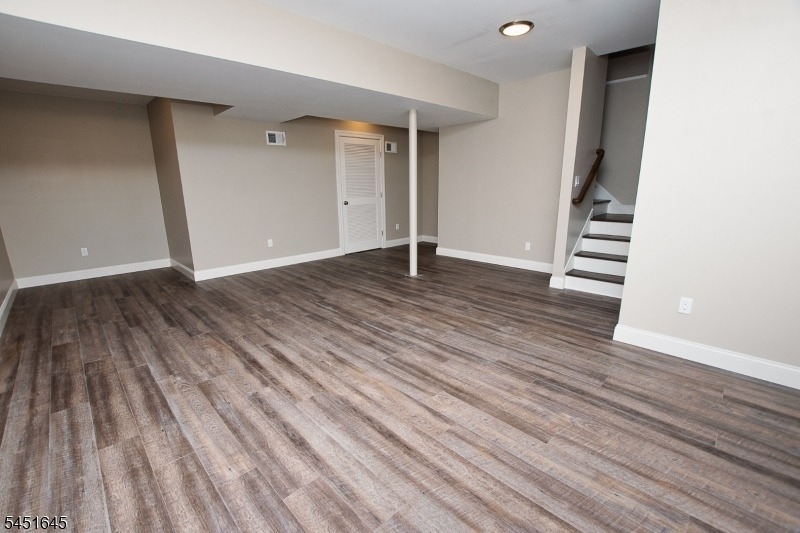 156 Broad St - Photo 27