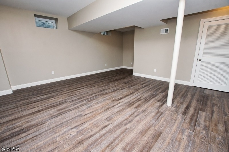 156 Broad St - Photo 26
