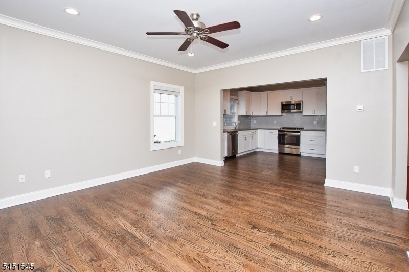 156 Broad St - Photo 14
