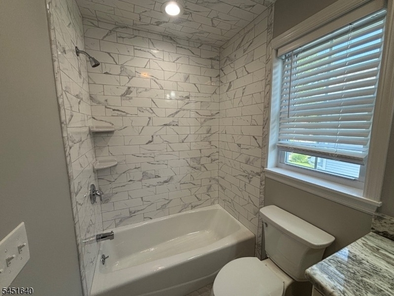 800 Drake Ave - Photo 18