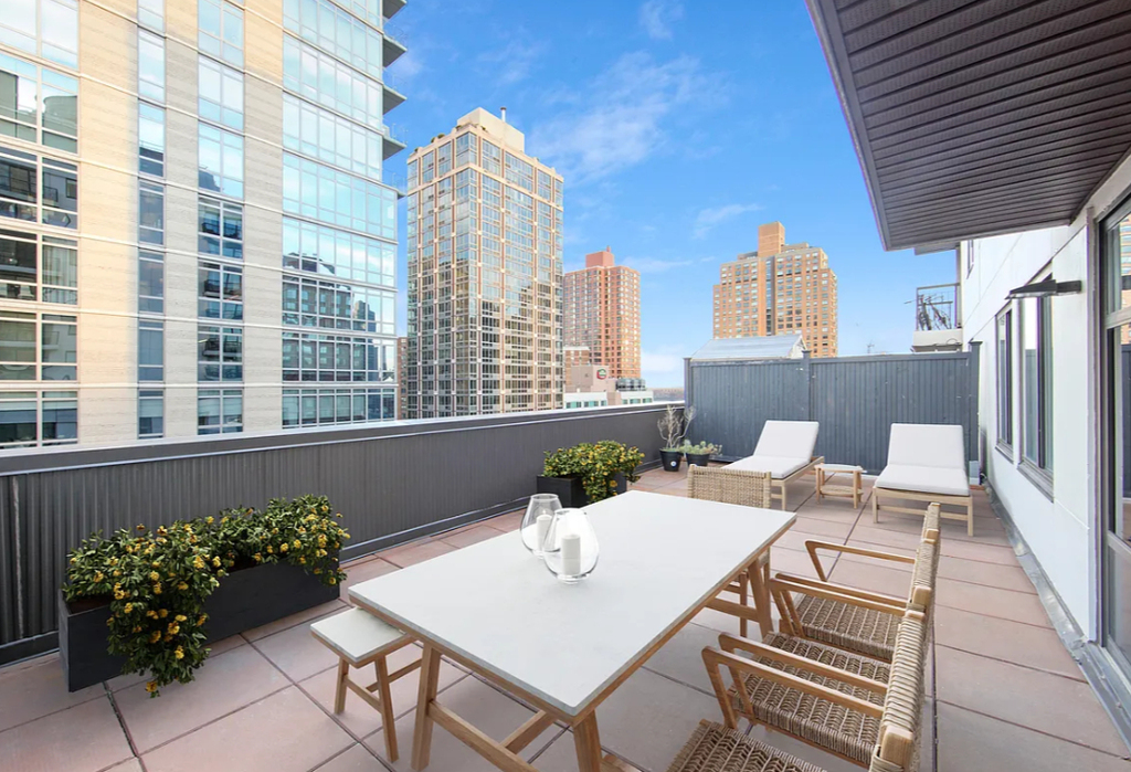 354 East 91st Street - Photo 0