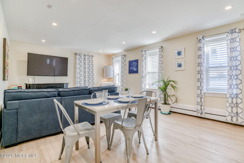 18 Abbott Avenue - Photo 2