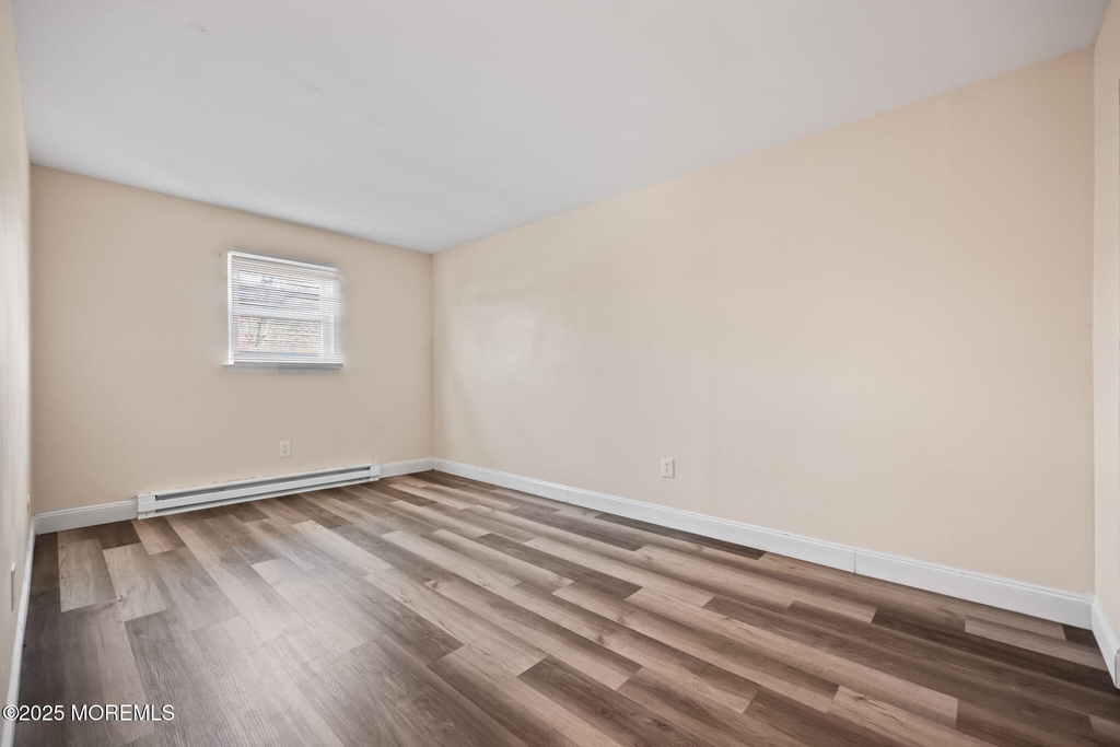 175 Buckelew Avenue - Photo 25