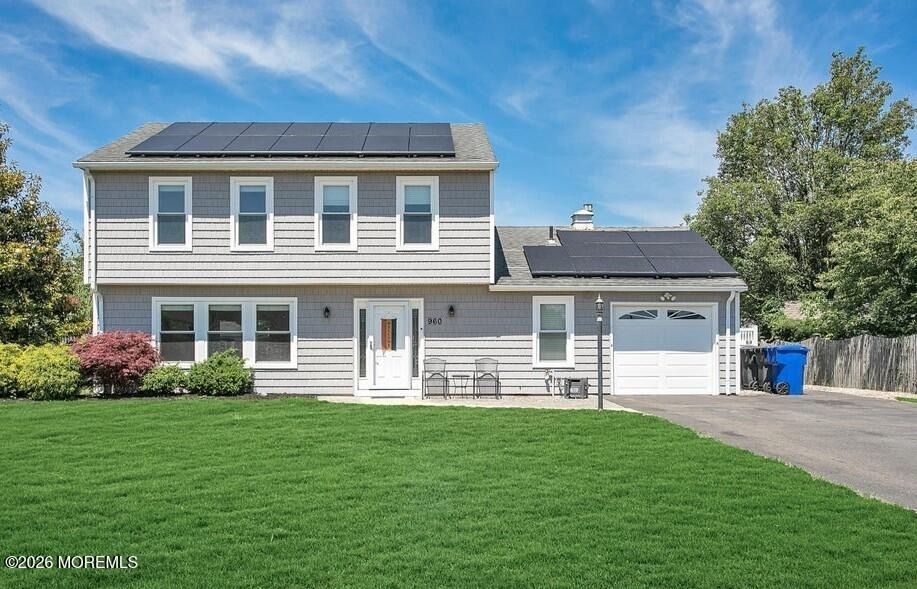 960 Green Hill Boulevard - Photo 2