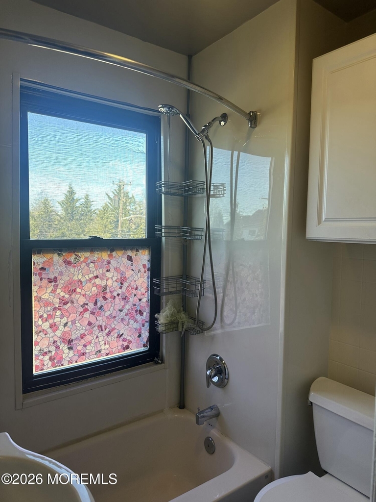 202 Monmouth Boulevard - Photo 10