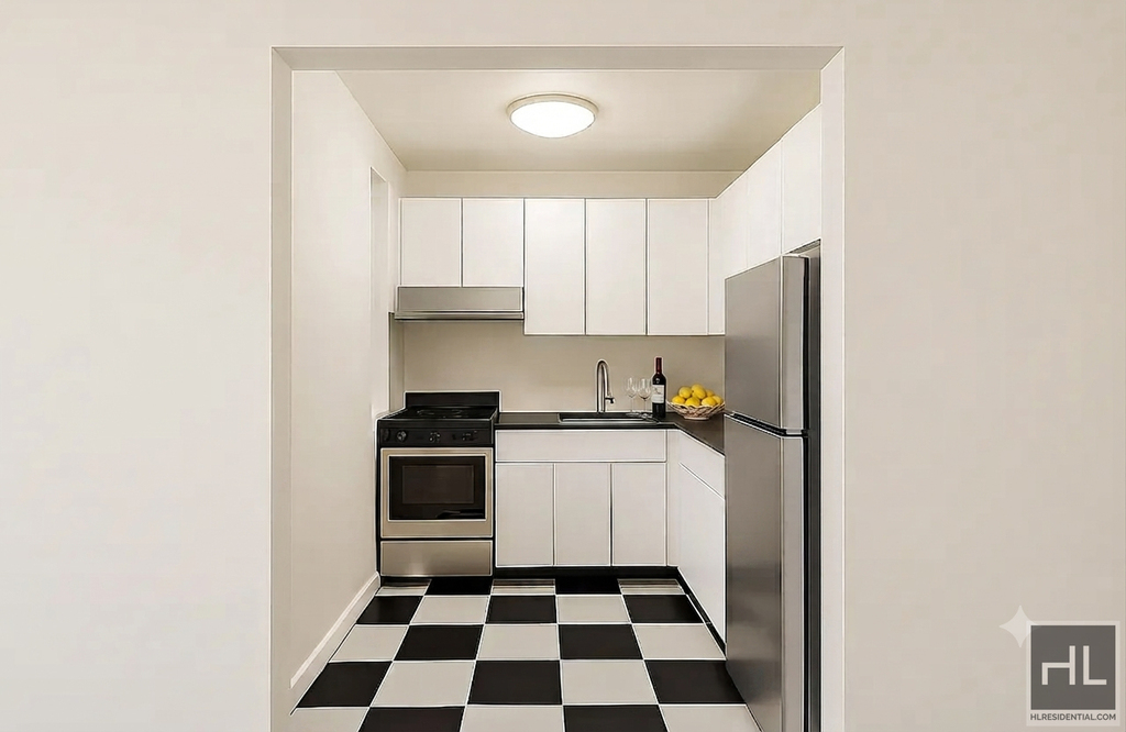 East 83rd Street - Photo 2