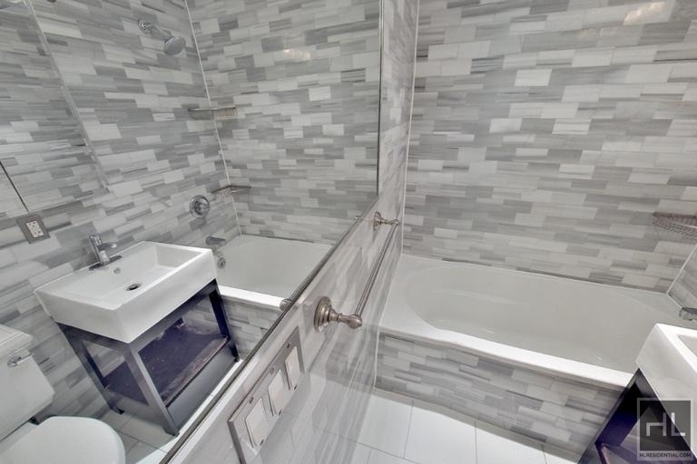 East 26th Street - Photo 4