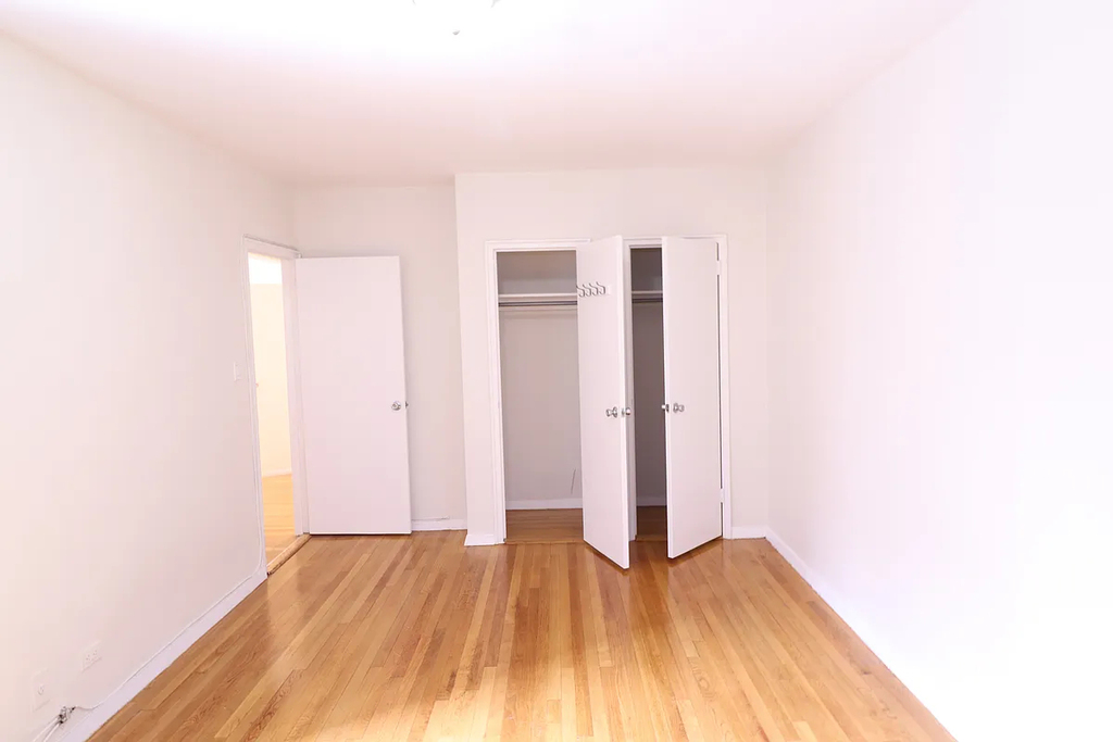 98-30 67th Avenue - Photo 2