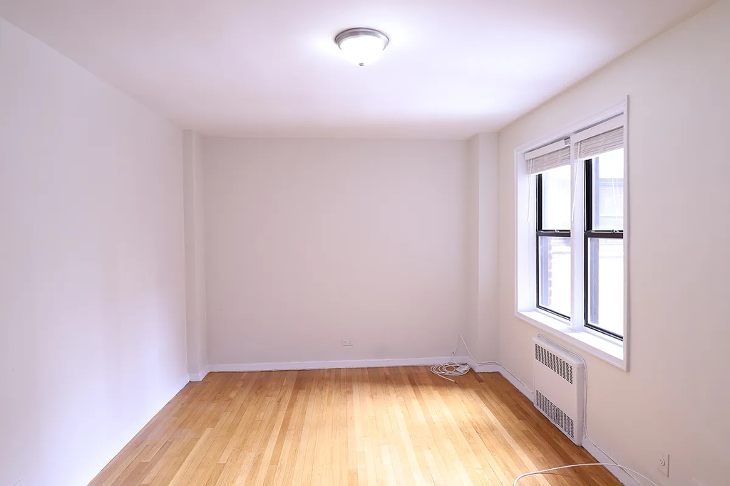 98-30 67th Avenue - Photo 4