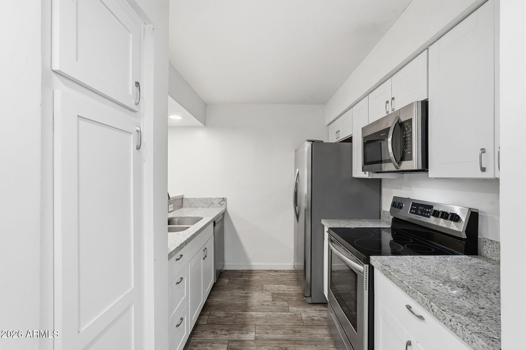 3314 N 68th Street - Photo 2