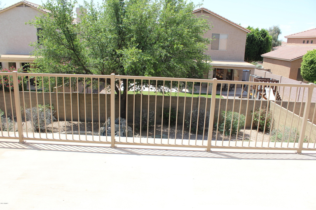 5435 W Buffalo Street - Photo 24
