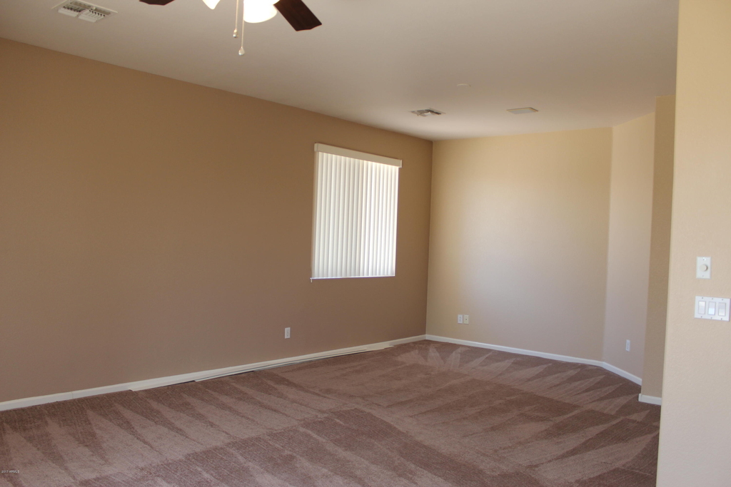 5435 W Buffalo Street - Photo 20