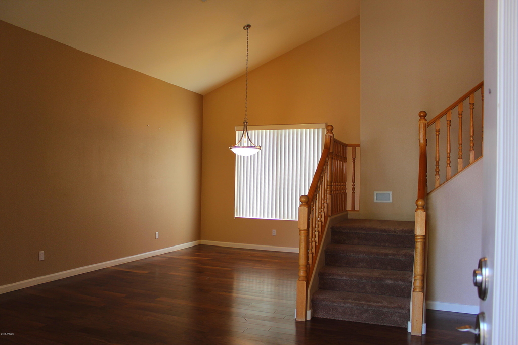 5435 W Buffalo Street - Photo 1