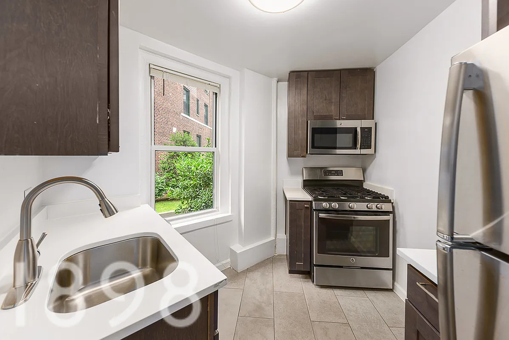 34-33 90th Street - Photo 3
