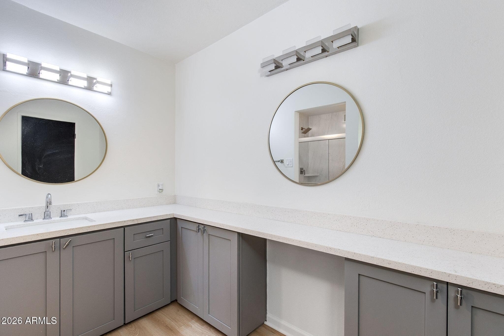 4950 N Miller Road - Photo 16