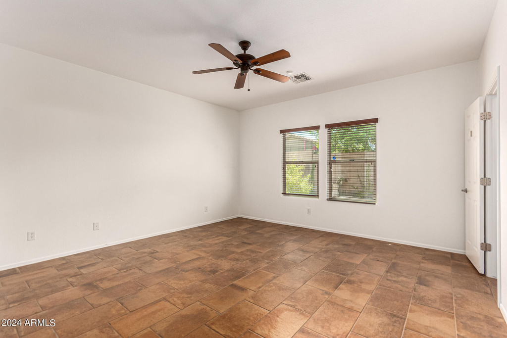 10847 W Avenida Del Rey -- - Photo 18