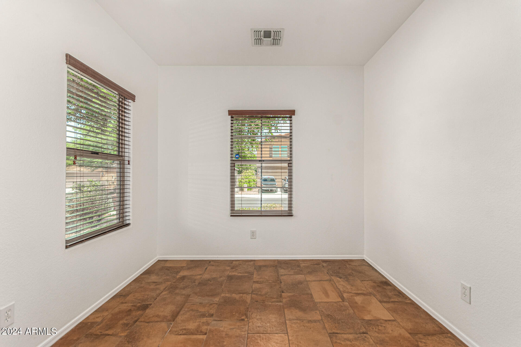 10847 W Avenida Del Rey -- - Photo 17