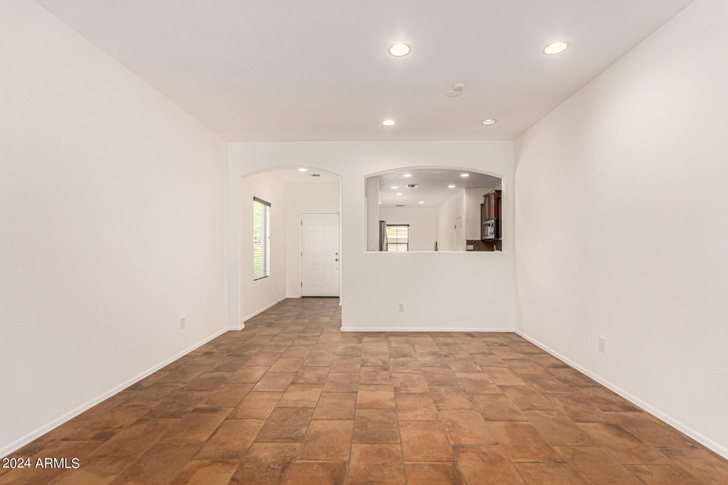 10847 W Avenida Del Rey -- - Photo 11