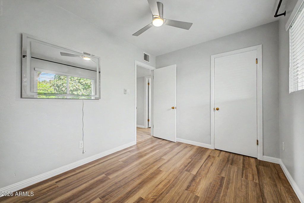 7801 N 17th Drive - Photo 9