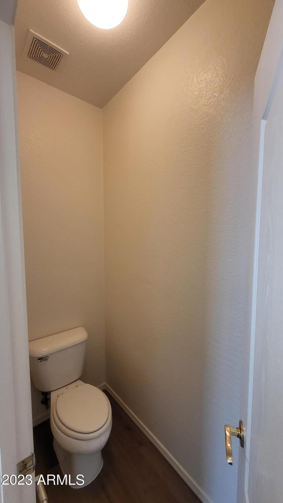517 S 115th Drive - Photo 13