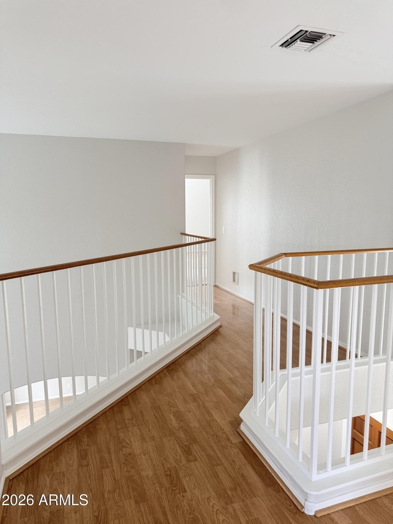 325 W Le Marche Avenue - Photo 9