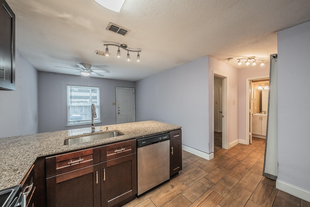 5003 Maryanna Way - Photo 14