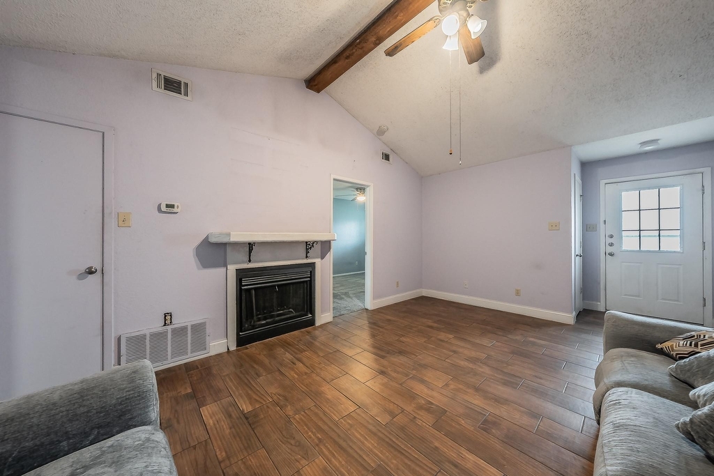 5003 Maryanna Way - Photo 5