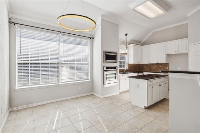 8012 Greenwood Drive - Photo 13
