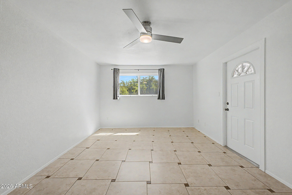 2225 E Catalina Drive - Photo 23