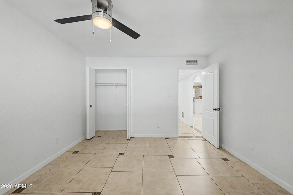 2225 E Catalina Drive - Photo 11