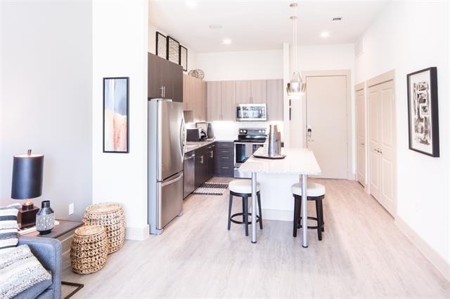 901 N Zang Boulevard - Photo 2