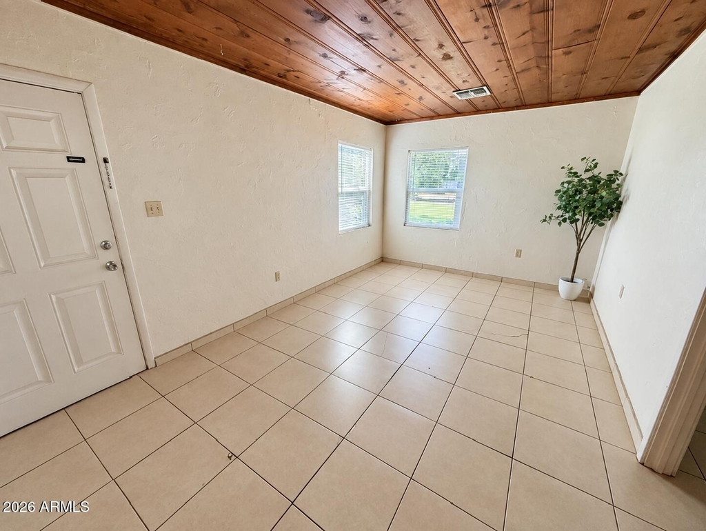 925 E Turney Avenue - Photo 24