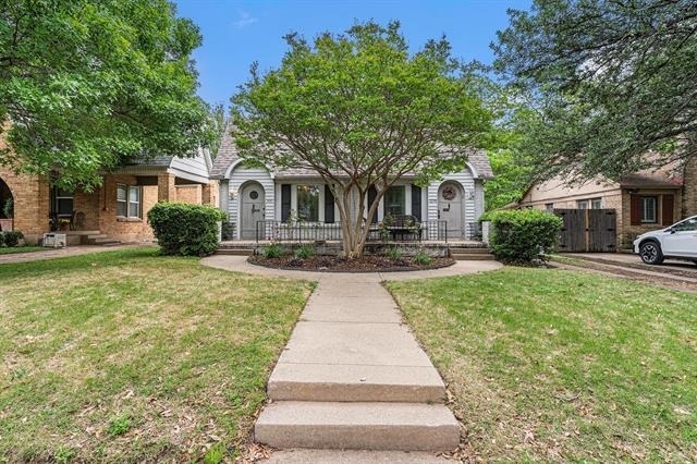 3233 Odessa Avenue - Photo 1