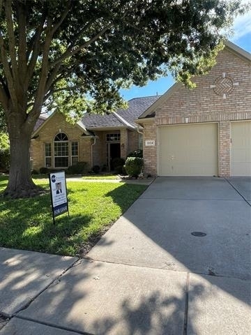 1004 Royal Oaks Drive - Photo 10
